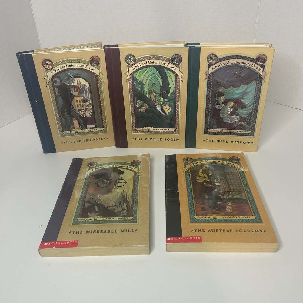 A Series of Unfortunate Events Books 1-5 Lot by Lemony Snicket